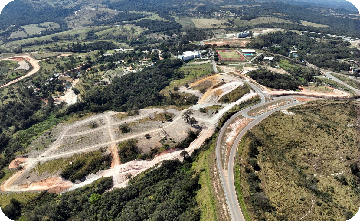 Vista aérea da implantação e das vias do Alta Vista